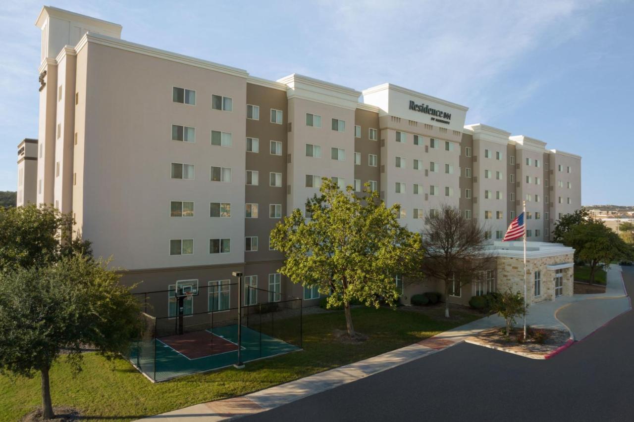 Residence Inn By Marriott San Antonio Six Flags At The Rim מראה חיצוני תמונה