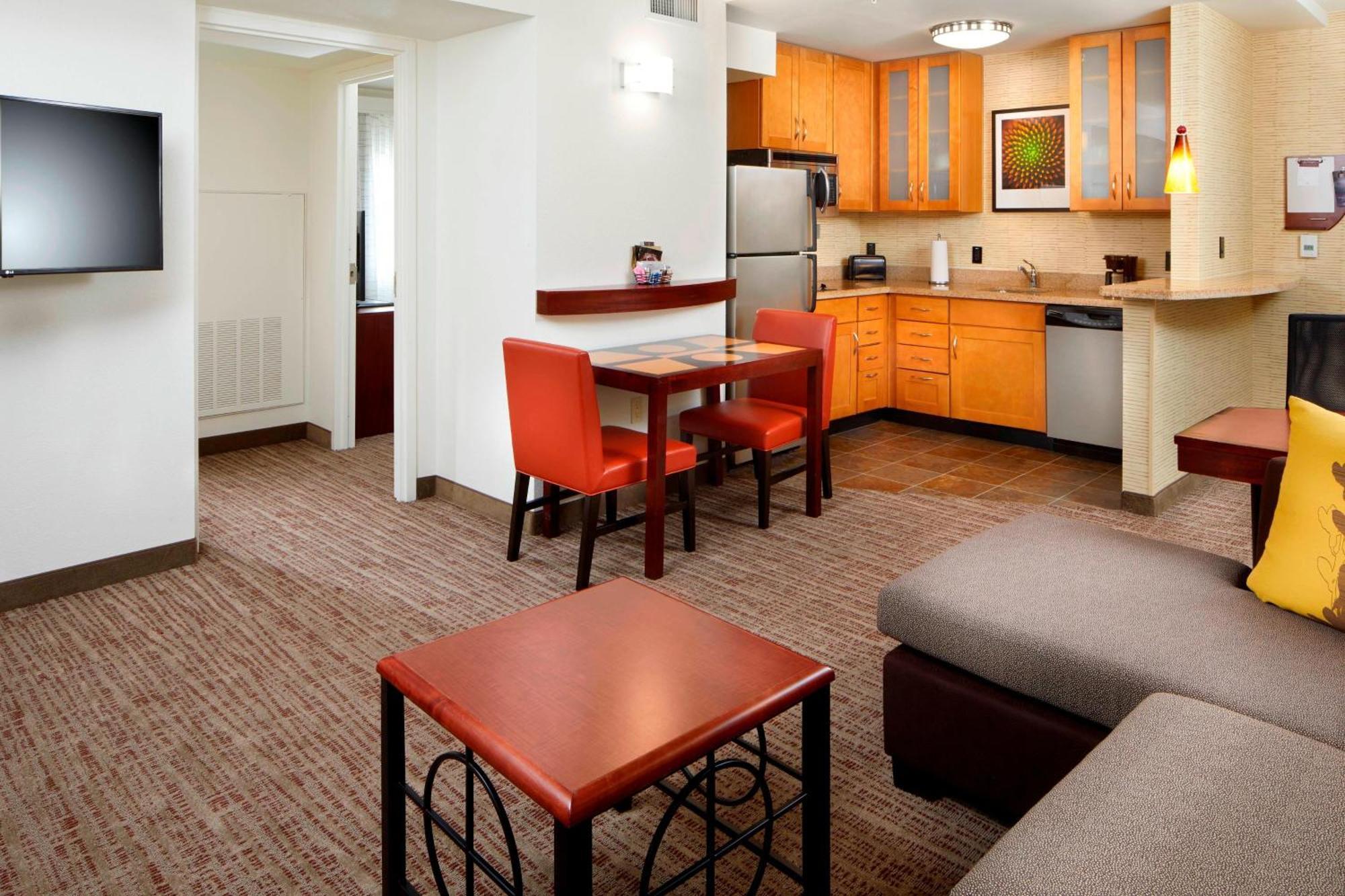 Residence Inn By Marriott San Antonio Six Flags At The Rim מראה חיצוני תמונה