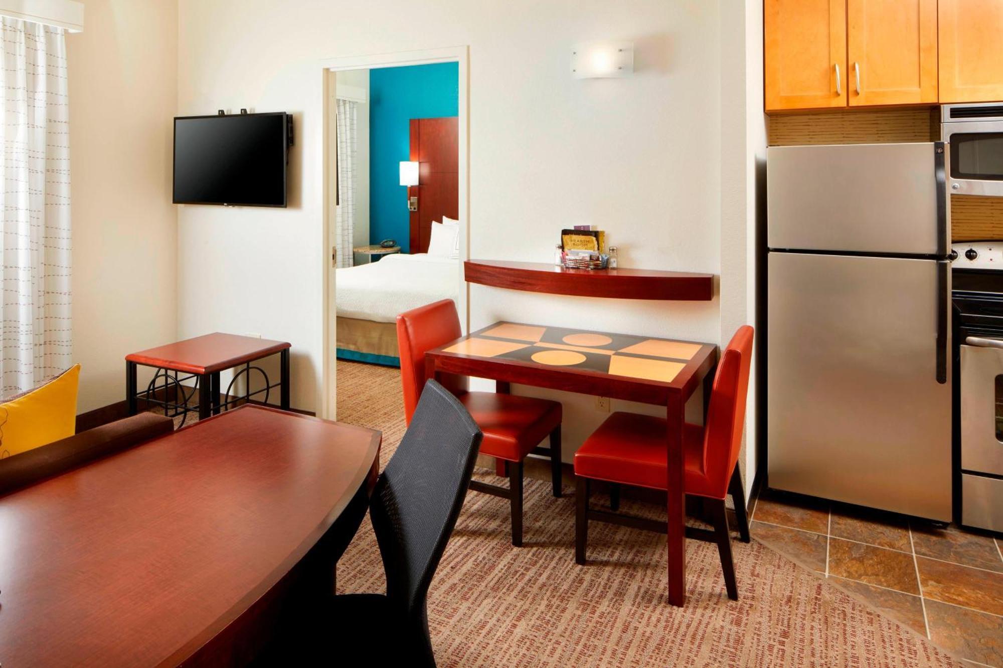 Residence Inn By Marriott San Antonio Six Flags At The Rim מראה חיצוני תמונה